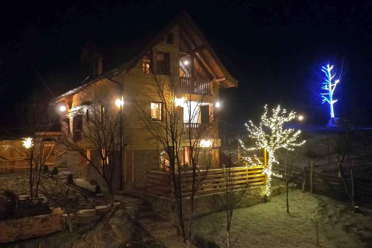 Casa Zollo Leilighet Sălişte Eksteriør bilde