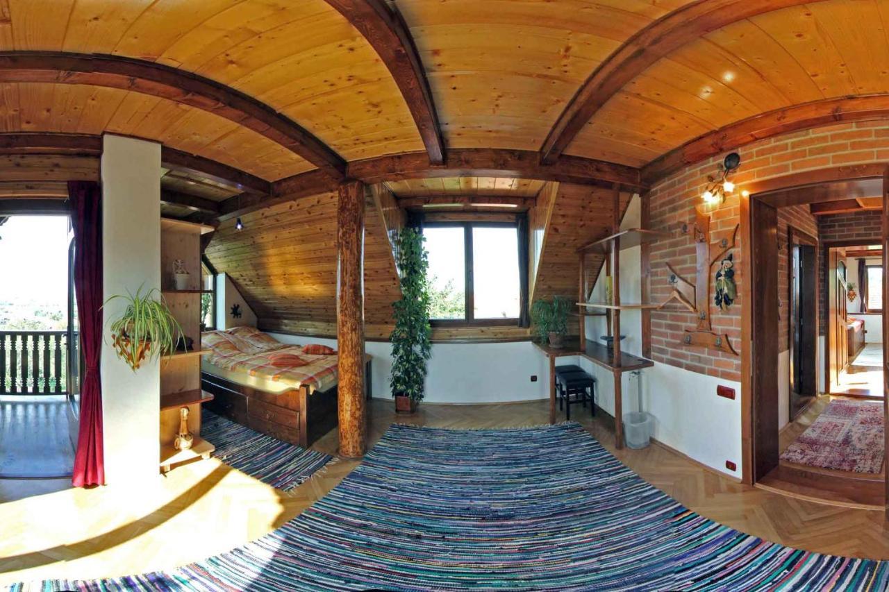 Casa Zollo Leilighet Sălişte Eksteriør bilde